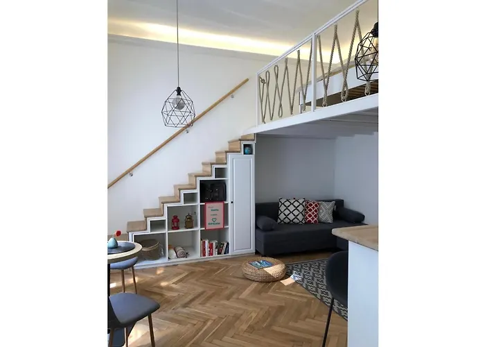 Lovely Downtown Home In Budapest